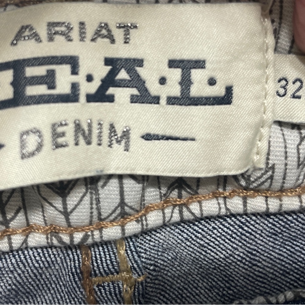 Ariat Arrow Relaxed Fit Denim Jeans - Picture 3 of 6